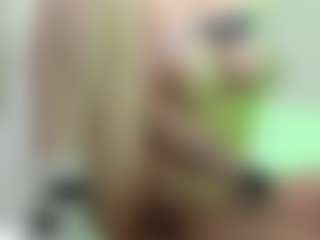 maeeve's Live Sex Cam Show