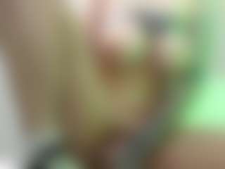 maeeve's Live Sex Cam Show