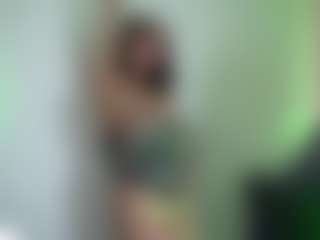 maeeve's Live Sex Cam Show