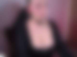 maeeve's Live Sex Cam Show