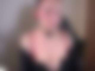maeeve's Live Sex Cam Show