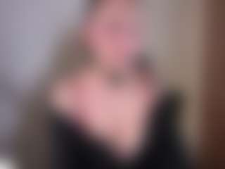 maeeve's Live Sex Cam Show