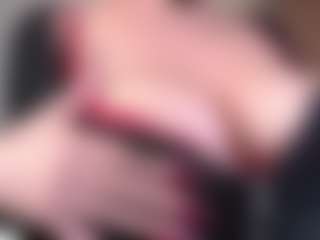 maeeve's Live Sex Cam Show