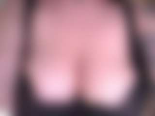 maeeve's Live Sex Cam Show