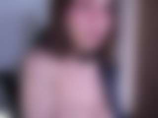 Live cam show with maeeve - Small Ass on Free Soda