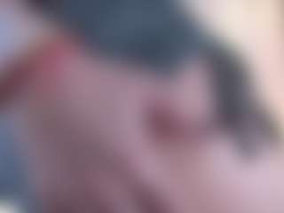 Live cam show with maeeve - Nipple Piercings on boobsie.com