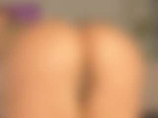 niiaa1's Live Sex Cam Show