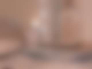 niiaa1 MILF webcam performer live streaming