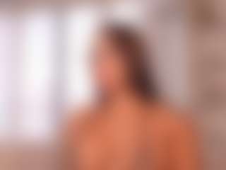 Live cam show with niiaa1 - Big Ass on Free Soda