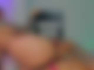 Live cam show with oh-sharon - Squirt on Camsoda
