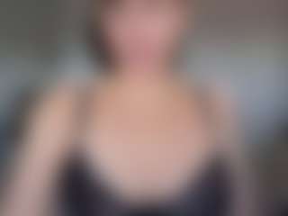 Live cam show with Libbyloveheart - MILF on Latina Girls