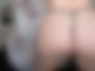 Live cam show with Libbyloveheart - Lovense on AdultVida.com