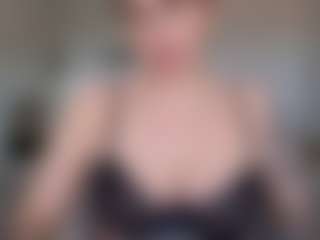 Libbyloveheart's Live Sex Cam Show