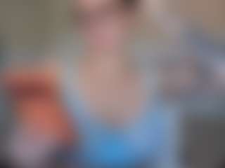 Libbyloveheart MILF webcam performer live streaming