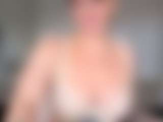 Libbyloveheart's Live Sex Cam Show