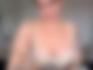 Libbyloveheart's Live Sex Cam Show