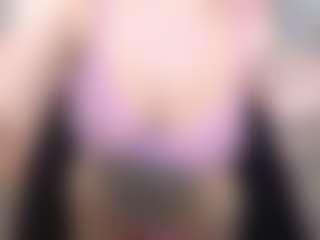 Live cam show with Libbyloveheart - Spy MILF on milfzrlive.com