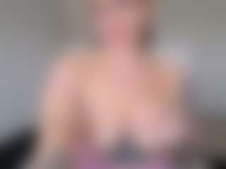 Libbyloveheart's Live Sex Cam Show