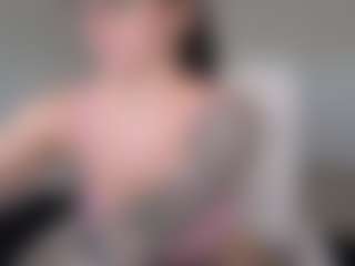 Live cam show with Libbyloveheart - Thong on studioflirtlive.com