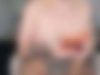Live cam show with Libbyloveheart - Curvy MILF on camwithhim.com