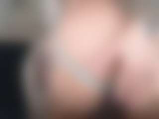 Live cam show with Libbyloveheart - Control on xplaylive.com
