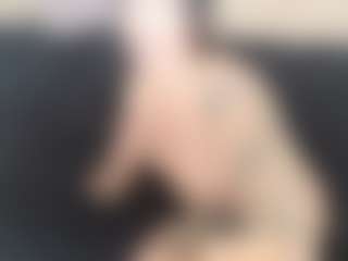 Live cam show with Libbyloveheart - Whip on chickslive.net