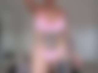 Live cam show with Libbyloveheart - Lingerie on Soda Cam