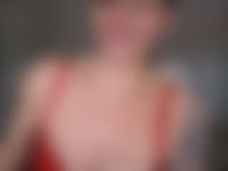 Live cam show with Libbyloveheart - Control on CamClone
