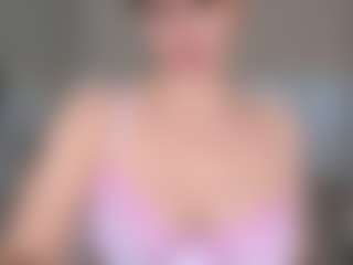 Live cam show with Libbyloveheart - Bedroom on Instabang