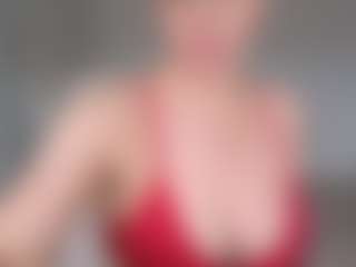 Live cam show with Libbyloveheart - Brown Eyes on Camsoda