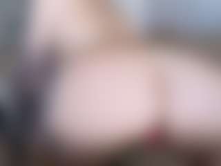 Live cam show with Libbyloveheart - Spanish MILF on SmokeAndPoke | united kingdom