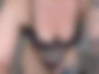 Live cam show with Libbyloveheart - Dirty on crypto-cams