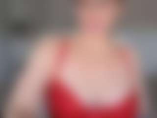 Live cam show with Libbyloveheart - Brown Eyes on Camsoda