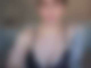 Live cam show with Libbyloveheart - Curvy MILF on AdultVida.com