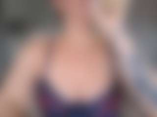 Libbyloveheart's Live Sex Cam Show