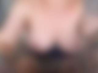 Live cam show with Libbyloveheart - Anal Curvy on Soda Cam