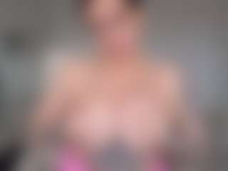 Libbyloveheart's Live Sex Cam Show