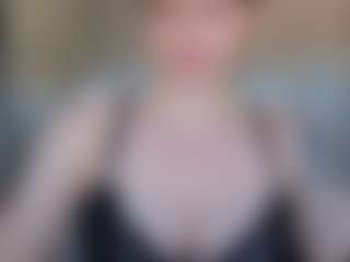 Live cam show with Libbyloveheart - Strip MILF on UwU Esports