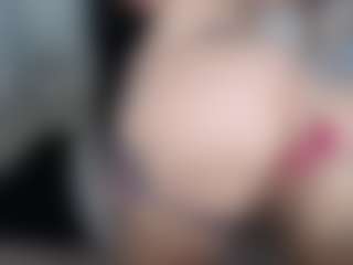 Live cam show with Libbyloveheart - Brown Eyes MILF on Camsoda