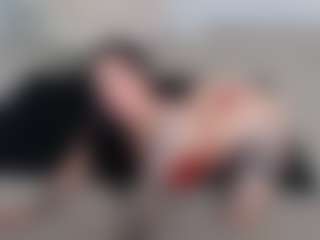 Live cam show with Libbyloveheart - Gamer MILF on slutload