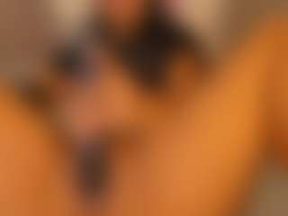 isabella-bunny's Live Sex Cam Show