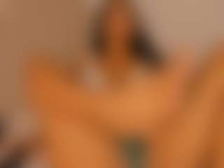 isabella-bunny's Live Sex Cam Show