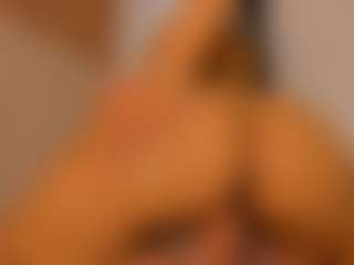 isabella-bunny's Live Sex Cam Show