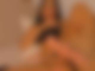 isabella-bunny's Live Sex Cam Show