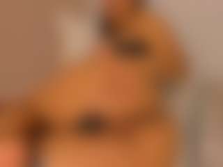 isabella-bunny's Live Sex Cam Show