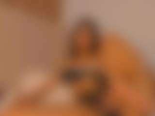 isabella-bunny's Live Sex Cam Show
