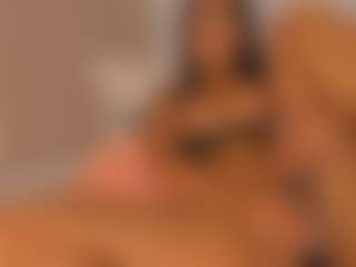 isabella-bunny's Live Sex Cam Show