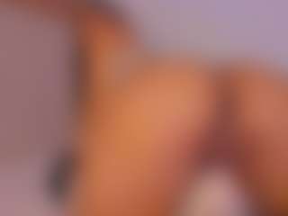 isabella-bunny's Live Sex Cam Show