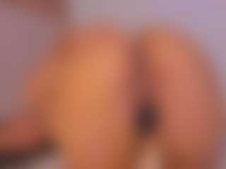 isabella-bunny's Live Sex Cam Show
