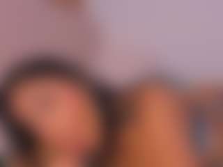 isabella-bunny's Live Sex Cam Show